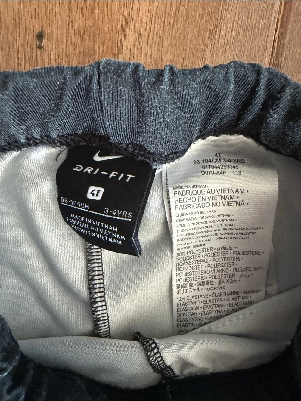 Nike Black and Pink Gradient 'Just Do It.' Kids Leggings
